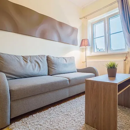 Market Square - Rynek 42- Next To Town Hall - 4 People דירה *